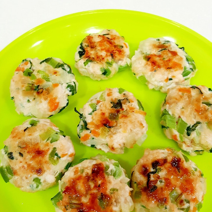離乳食完了期 卵不使用 野菜たっぷりハンバーグ レシピ 作り方 By ポニポニ2323 楽天レシピ 離乳食完了期 卵不使用 野菜たっぷりハンバーグ レシピ 作り方 By ポニポニ2323 楽天レシピ